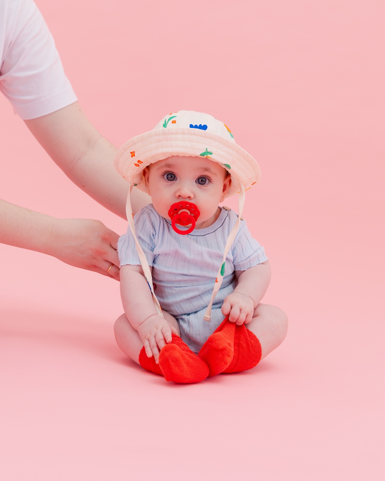 Соска пустушка BIBS Boheme Latex Round (кругла) – Candy Apple - Зображення 3