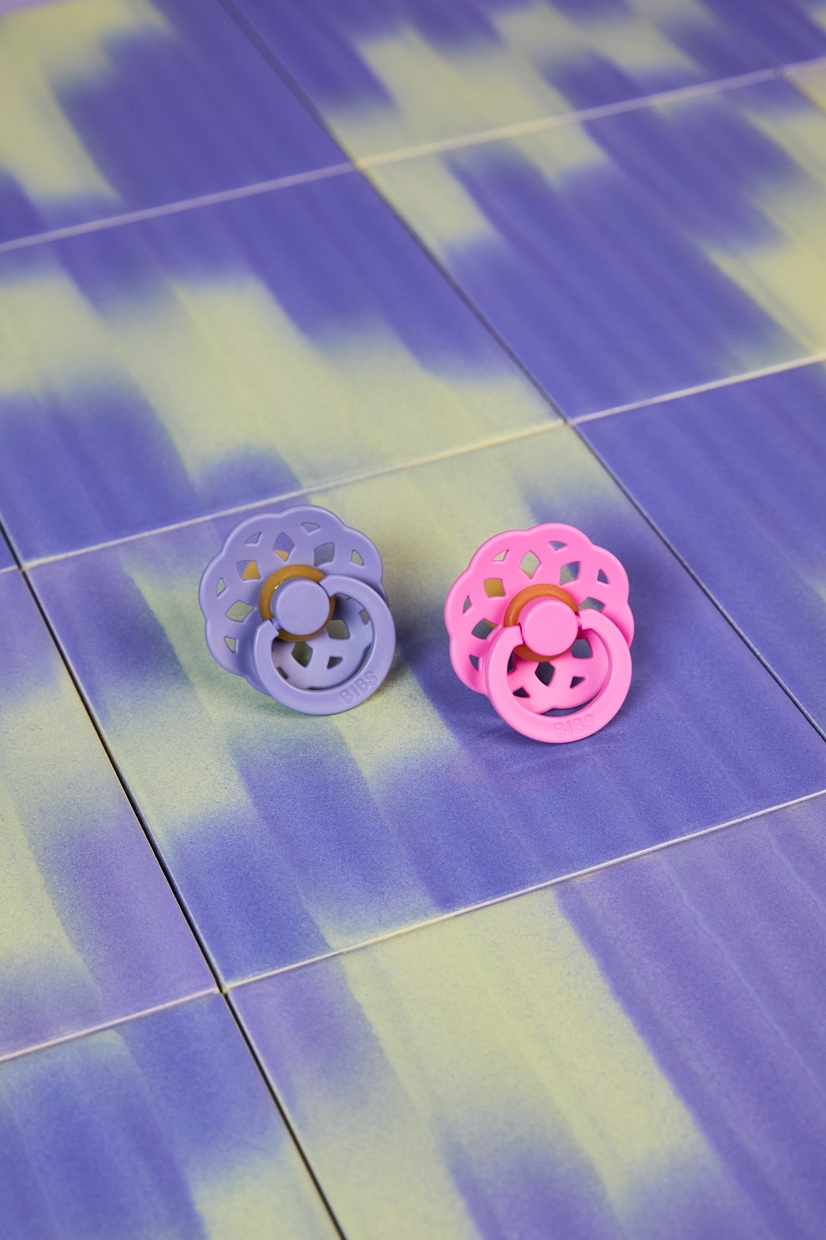 Соска пустушка BIBS Boheme Latex Round (кругла) – Bubblegum - Зображення 3