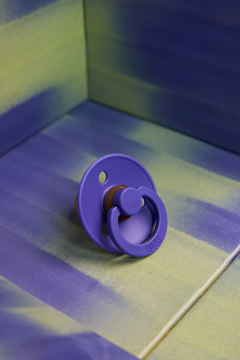 Соска пустушка BIBS Colour Latex Round (кругла) – Grape - Зображення 4