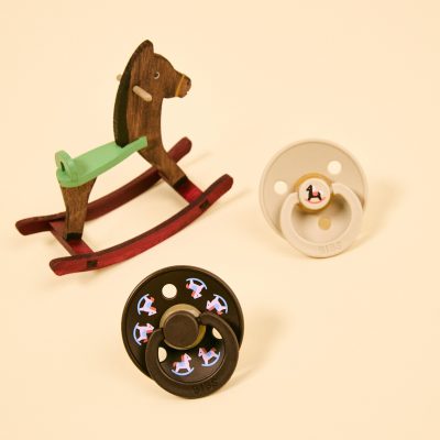 Пустушка BIBS Pacifier Colour Holiday Horse Latex Round (кругла) – Vanilla - Зображення 5